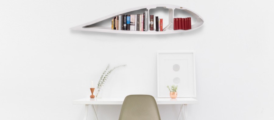 Рисунок 6. Пример мебели, изготовленной из лопастей ветряных турбин с истекшим сроком службы [1]