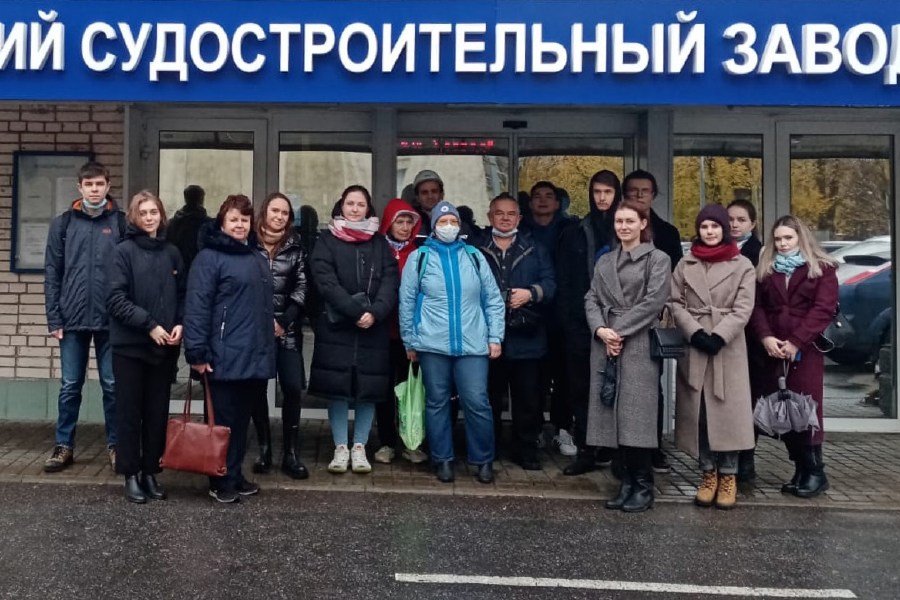 Экскурсии и производственные практики на АО «Средне-Невский судостроительный завод»
