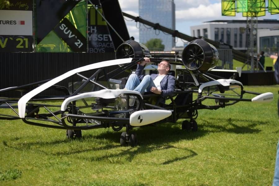 Сверхпрочные композиты, роботы и нейроимпланты — достижения на Startup Village 2025